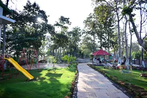 THE GOLDEN WOODS RESORT - Image 4