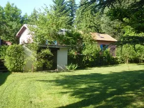 Your pink house with blue shutters - Image 5