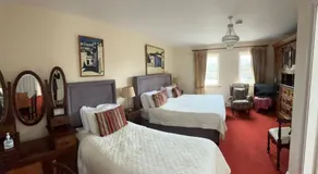 Muxnaw Lodge - Image 2