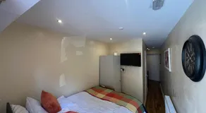 Leavesden Harry Potter Tour Accommodation - 5 mins away - Image 2