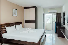 Corner One Residence - Image 2