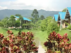 I Din Lake View Resort - Image 4