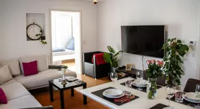 RK79 Ferienwohnung mit 4 Zimmer, Garten und Pool nähe Klinikum U-Bahn & S-Bahn zum Messegelände Nürnberg - Image 2