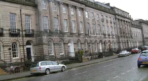 Terrace hotel - Image 3