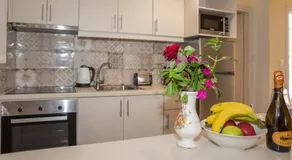 Moros Apartments - Image 5