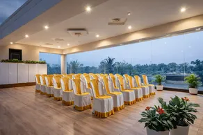 Hotel Seven Grand - Image 5