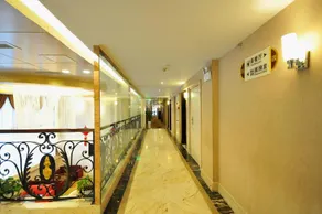 Jinke International Hotel (Chengdu Happy Valley) - Image 4