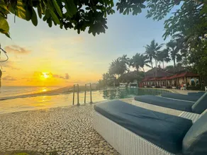 Queen of the South Beach Resort - Image 3