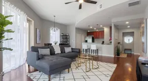 Extra Large 1 Bdrm Condo & Gym - Image 3