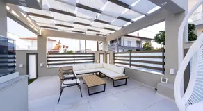 Ammos Luxury Apartments - Image 5