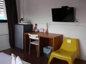 Iroom Hotel - Image 3