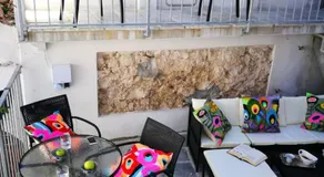 Cres Studio Till Apartment - Image 5