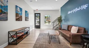 Two Bedroom - King in Master. Heart of Downtown Vista - Image 3
