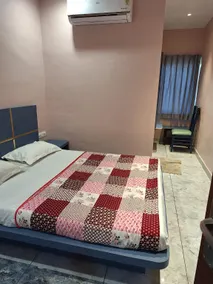 Hotel Oasis - Image 3