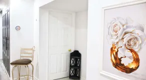 Ivy Den - Image 4