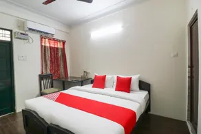 OYO Flagship 46738 Egmore Shelters - Image 3