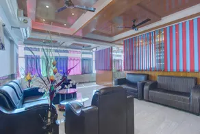 OYO Sharan Residency - Image 5