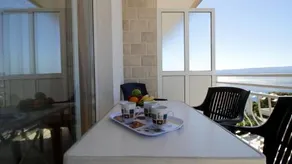 Apartments Bare - Image 1