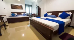 Mount Seven Holiday Inn - Image 2