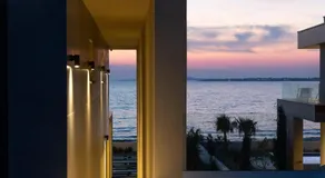 Adria Resort SEAFRONT Family Villa B Private Pool - Image 5