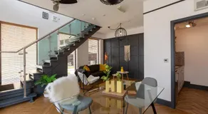 Accommodation @ 32 - Image 3