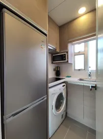 Three-bedroom suite - Image 5