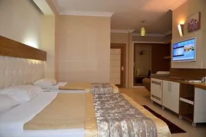 Grand Zaman Garden Hotel - Image 2