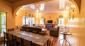 Eldopalm Guesthouse - Image 3