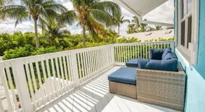 Surfside Beachfront Escape - Neat and Bright - Image 3