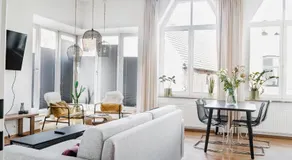 360 Grad Hotel & Bar - Image 2