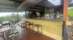 Golden Mango House - Image 2