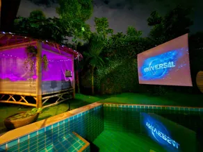 Private Pool & Cinema House - Image 2