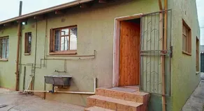 Budget Stays At Olivia Pines Guesthouse  - Image 3