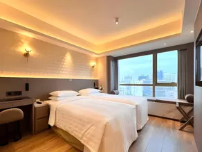 China Dragon Hotel - Image 2