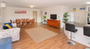 Retreat on Broadwater, pet friendly - Image 3
