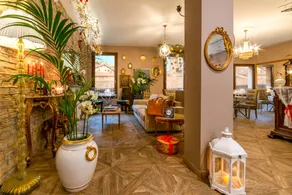 051 Room & Breakfast - Image 4
