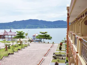 Rogate Beach Hotel - Image 4