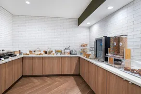 Fairfield Inn & Suites Denton - Image 4