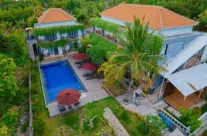 Tinggian Hill Retreat - Image 4