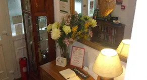 Oakfield House Bed and Breakfast - Image 5