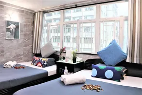W's Lounge - Image 2