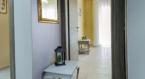 Kate's Modern 2 BR Apartment in Perea - Image 4