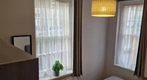 Stunning 3 Bedroom Flat close to Edgware Rd - Image 5