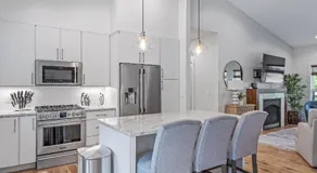 10 Min to Downtown Asheville. Luxury Finishes. Hot Tub & Game Room - Image 3