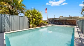 Pacific Paradise Airport Motel - Image 3