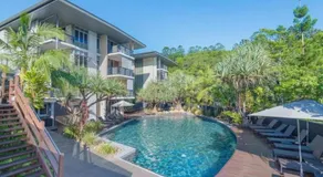 7306 Short Stroll to Hastings Street - Image 2