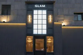 Glam Hotel - Image 3
