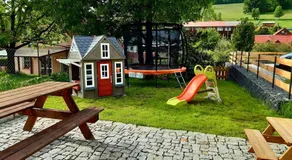 Jizerské hory, apartmány, zahrada, Penzion Pod Sudem - Image 5