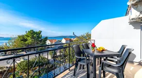 Apartments Brodarica Beach With Balcony Seaview - Image 3