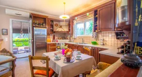 Loukas Farm House - Image 2